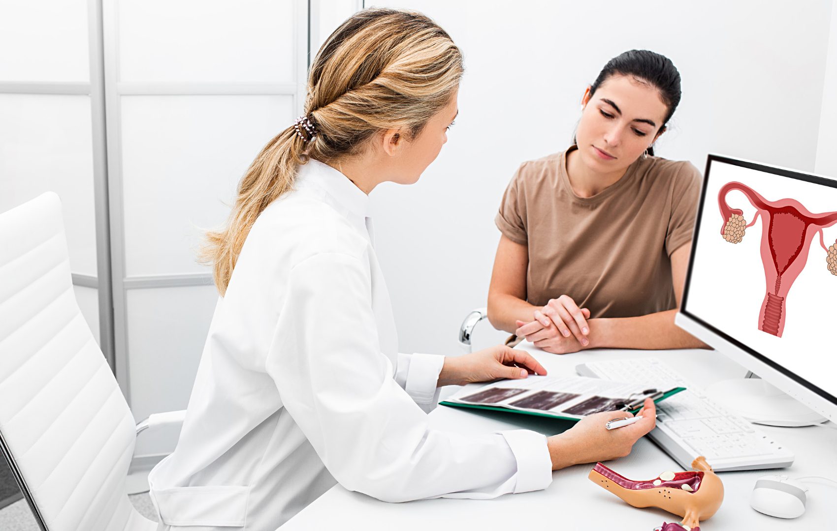 sindrome dos ovarios policisticos transplante de útero