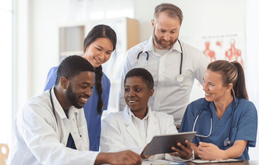 mais médicos 2025 agora tem especialistas