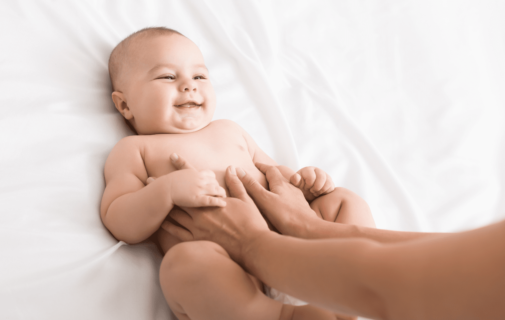 Estudo aponta os benefícios do toque – tanto para bebês quanto para adultos