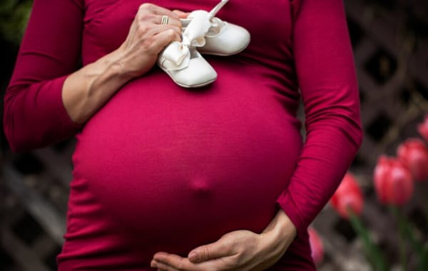 Gestação acima dos 40 anos: tendência crescente e riscos associados