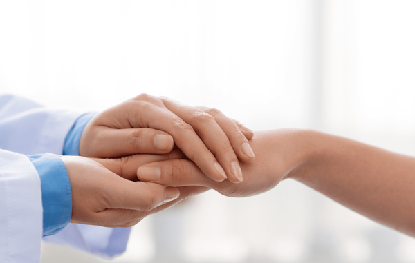 Em busca de alívio, brasileira procura eutanásia